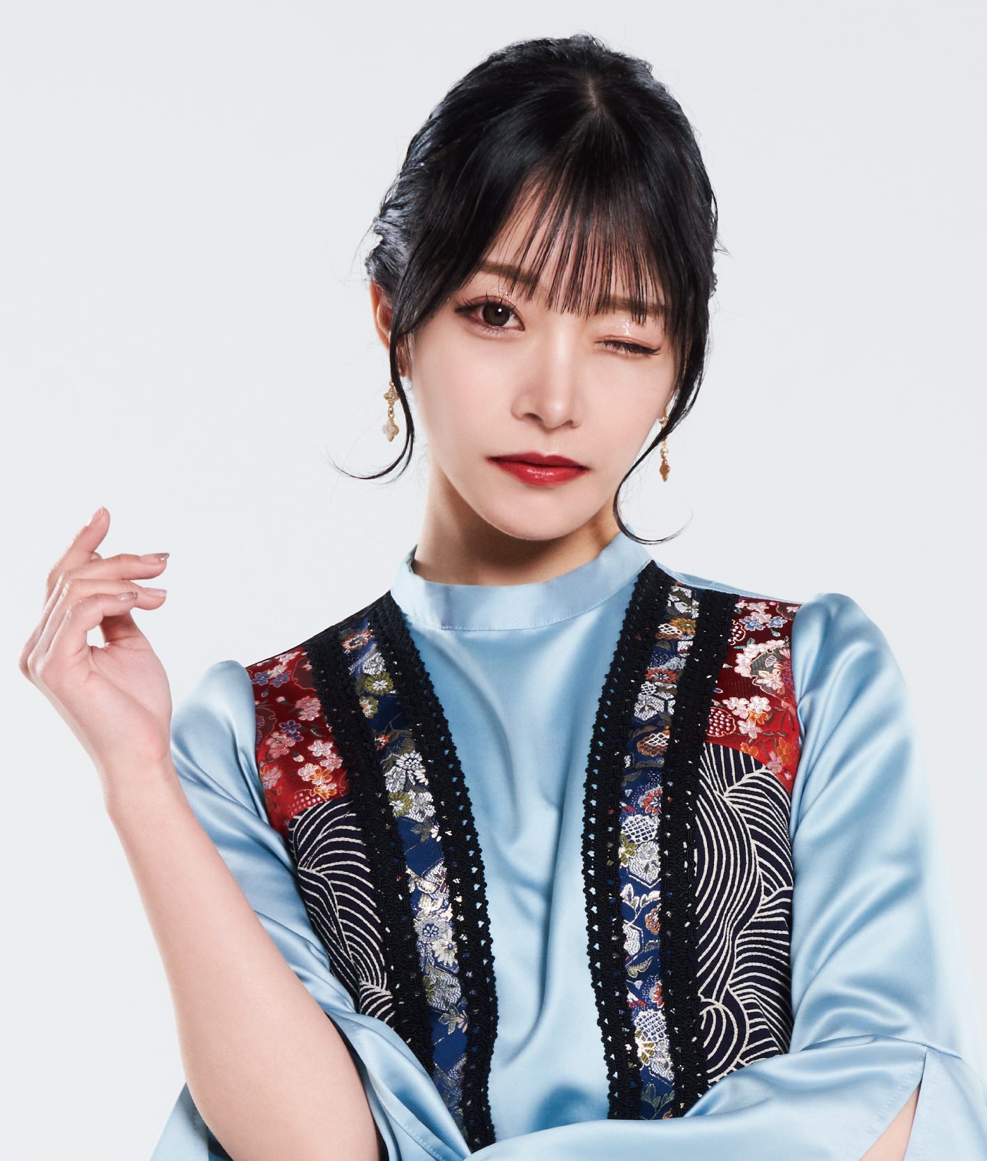 山本るい